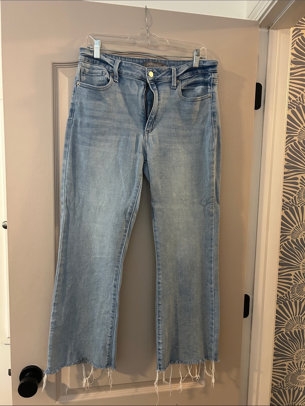 Just USA Light Blue Wide-Leg Jeans with Frayed Hem
